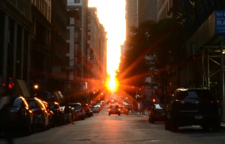 Last Two Chances to See Manhattanhenge; Prospect Park Dog Beach Getting a Makeover