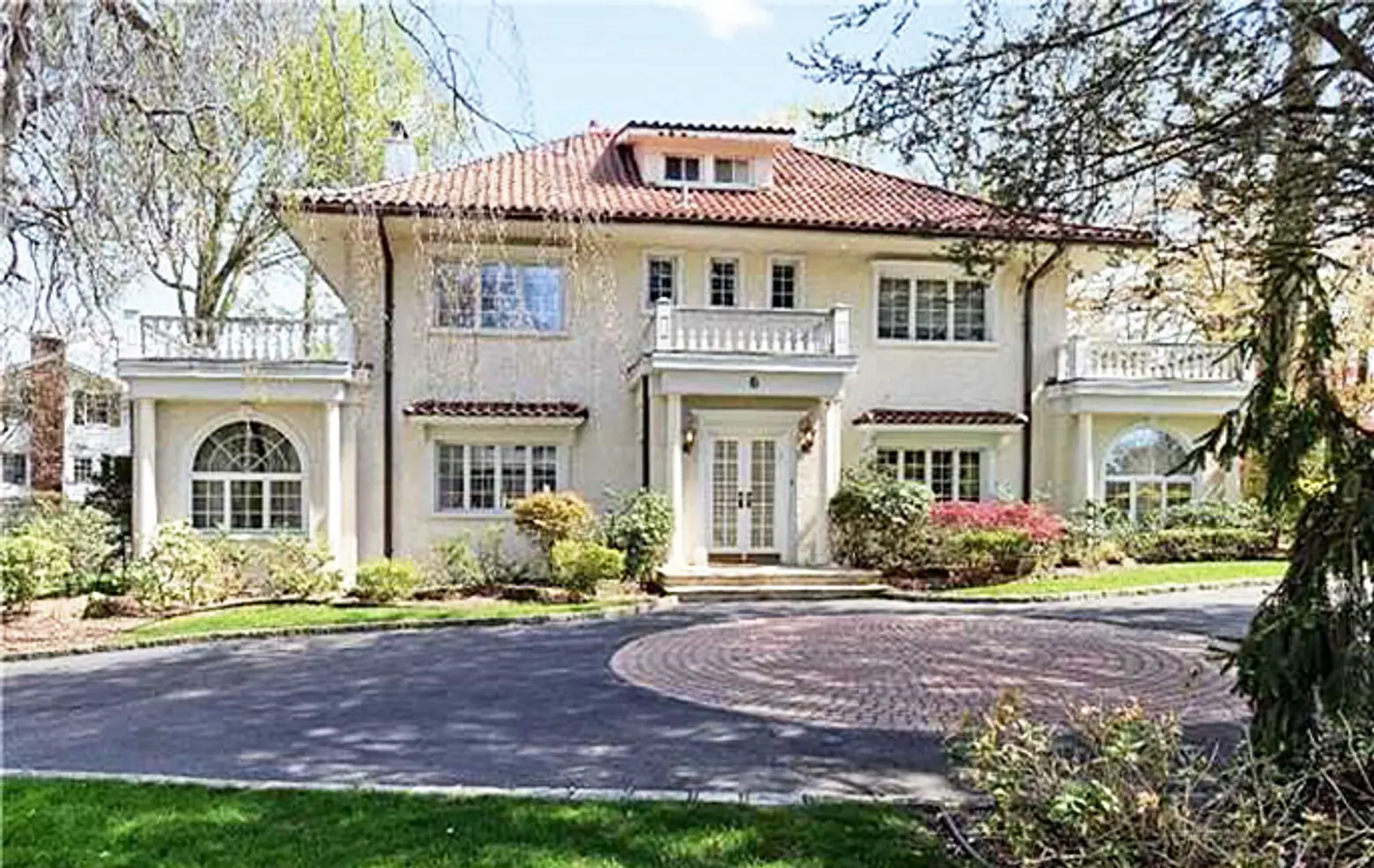 Great Neck Home Where F. Scott Fitzgerald Started Writing ‘The Great Gatsby’ Lists for $4M
