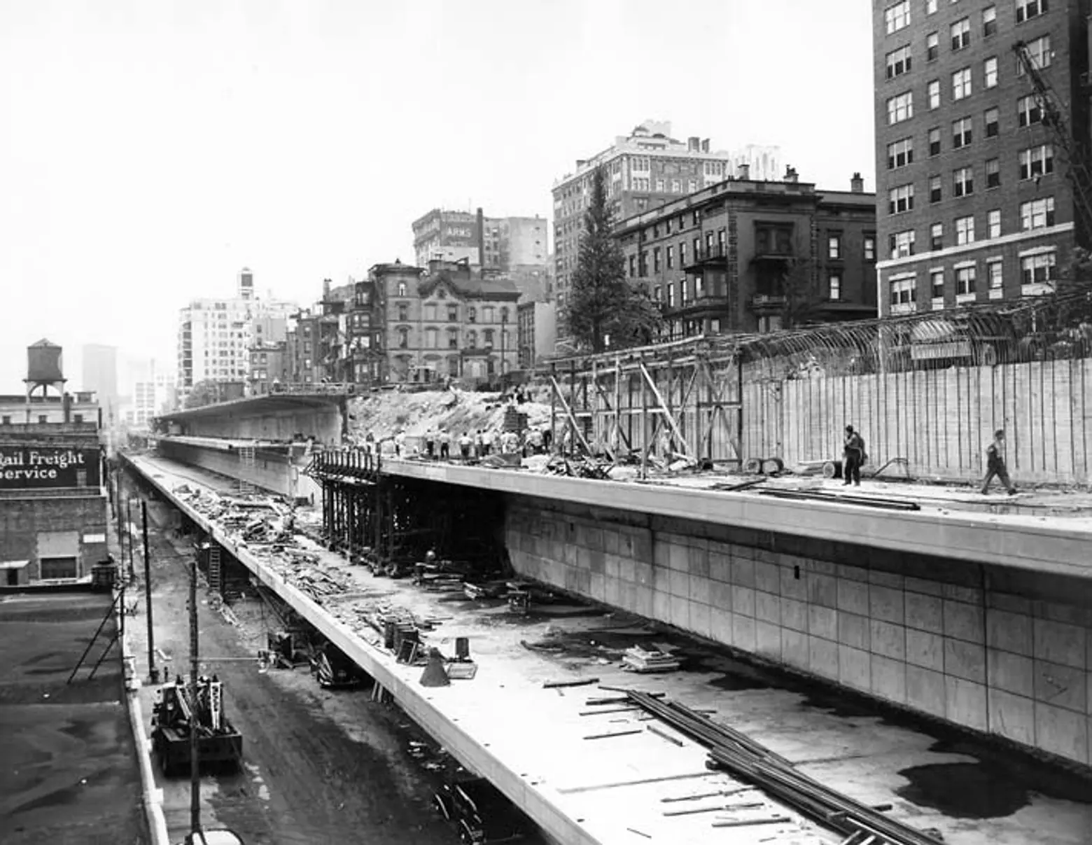 Brooklyn Heights Promenade construction, Brooklyn Queens Expressway