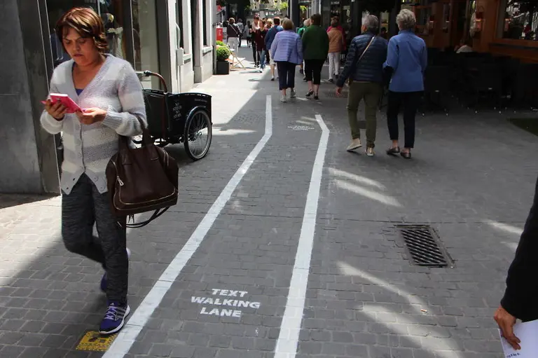 Let’s Introduce Text Walking Lanes for Smartphone Addicts