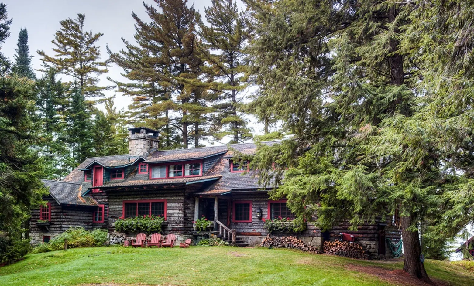 J.P. Morgan’s 120-year-old ‘Great Camp Uncas’ in the Adirondack wilderness reduced to $2.7M