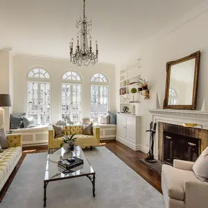 45 East 9th Street, Candace Bushnell, Sex and the City, Greenwich Village real estate
