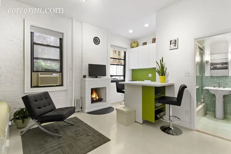This Tiny Upper West Side Studio Knows How to Maximize Its Space
