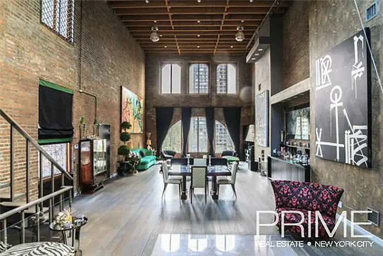 This Dramatic Downtown Triplex Loft Tells the Story of a Neighborhood’s Creative Past 