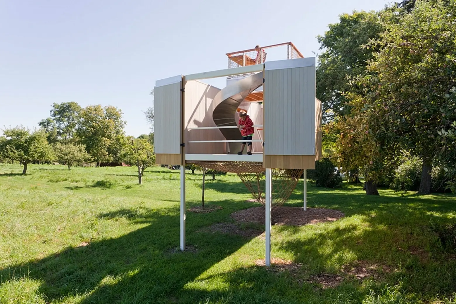 Garrison Treehouse Features Twisty Slide, Writing Desk and Hudson Valley Panoramas