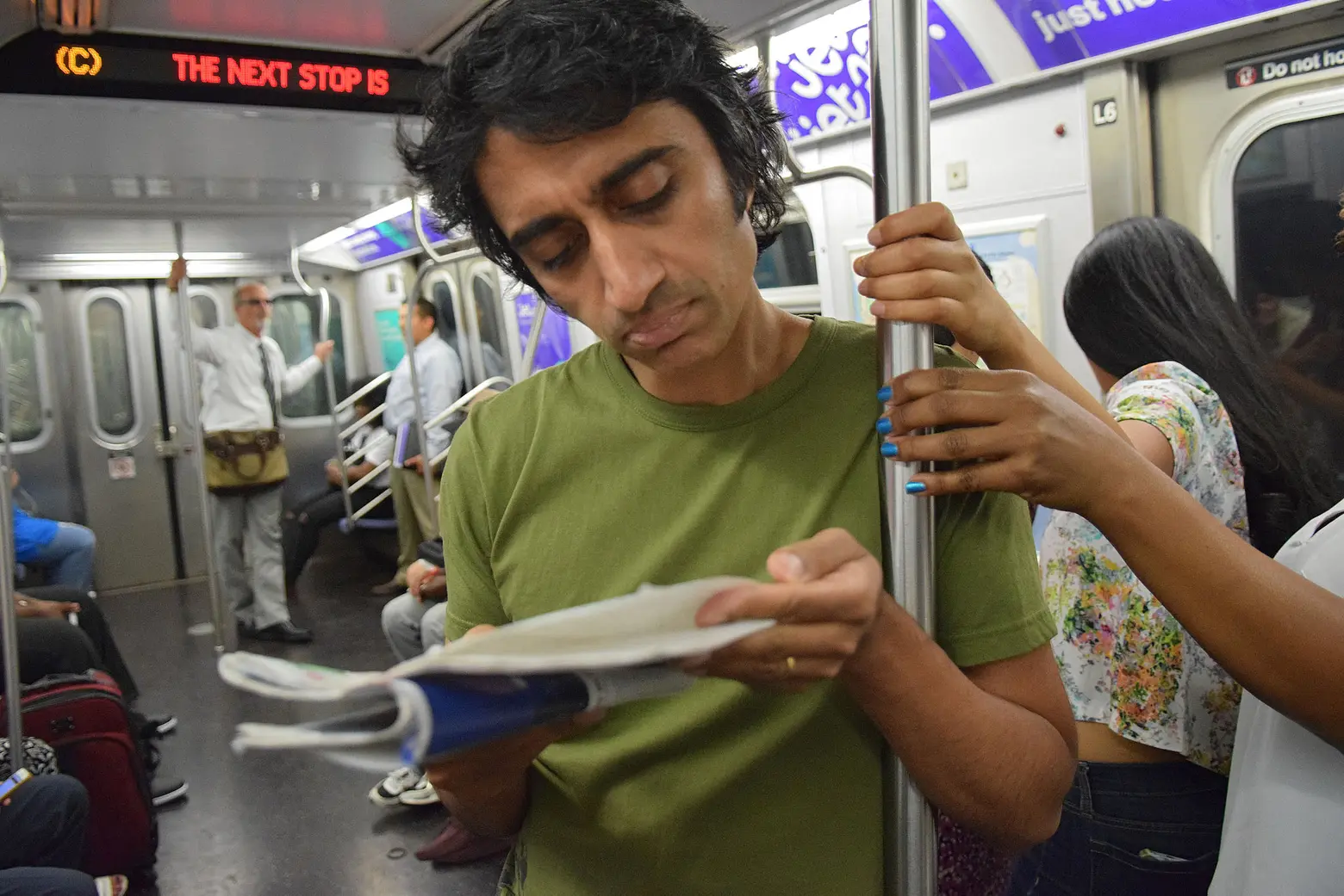 The 11 Types of Subway Pole Grips; Feel Like You’re Flying on This Horizontal Bike