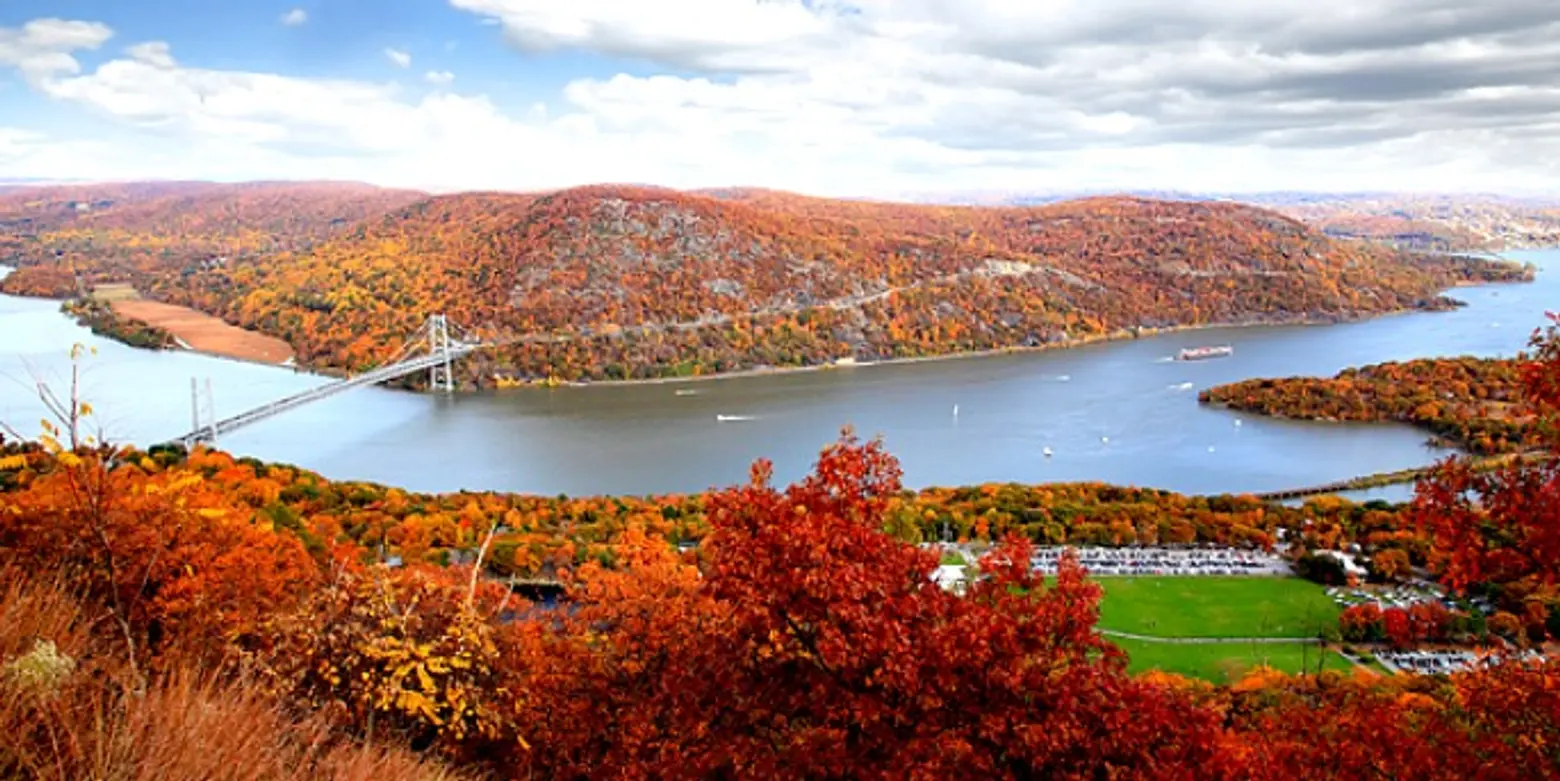 Where to see fall foliage in and around NYC; Why are hideous built-in air conditioners everywhere?