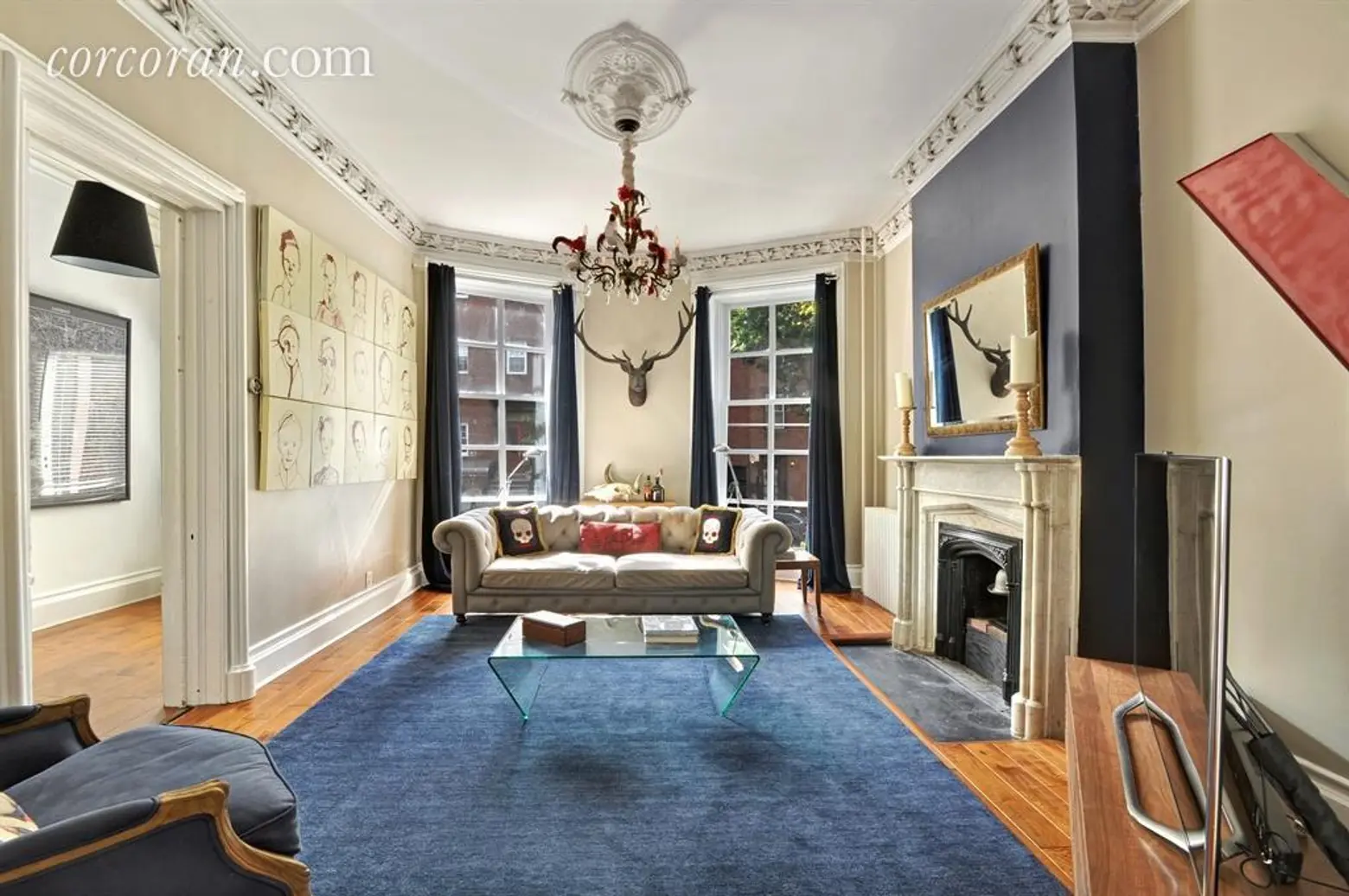 This Cobble Hill Townhouse Is Filled With Historic Charm and Contemporary  Cheer for $16k a Month