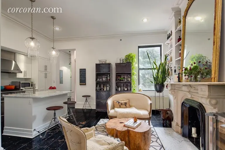 $1.6M Fort Greene Floor-Through Designed by The Brooklyn Home Company Is Quite Photogenic