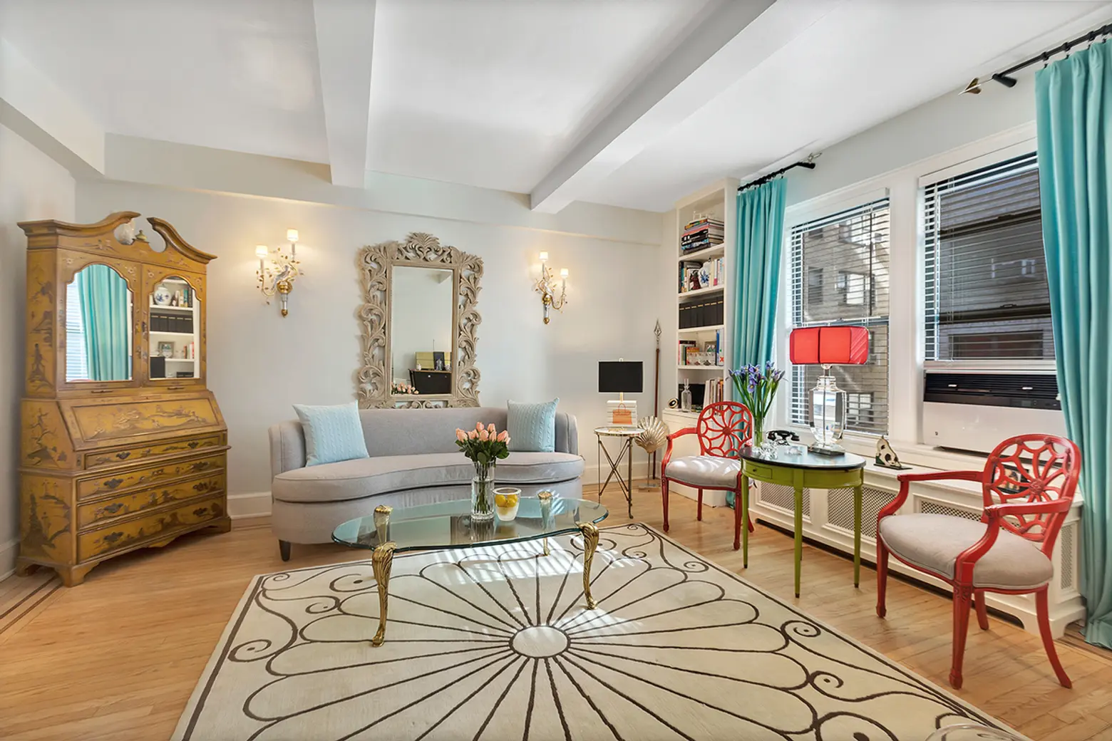 One Bedroom Co-op at the Beekman Hill House Is the Ideal Starter Apartment