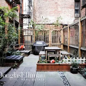 37B Crosby Street, Jordan Feldstein, Soho lofts, NYC celebrity real estate