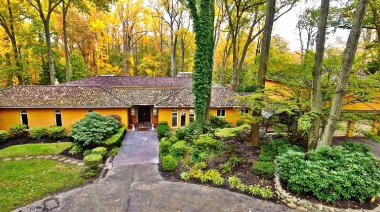 Buy Muhammad Ali’s Former New Jersey Villa for $750,000