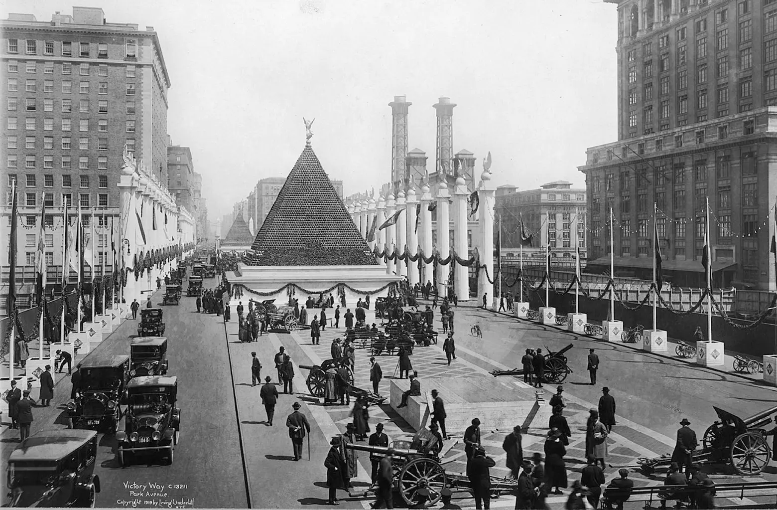 Photo From 1918 Shows a Towering Pyramid of 12,000 German Helmets in Front of Grand Central