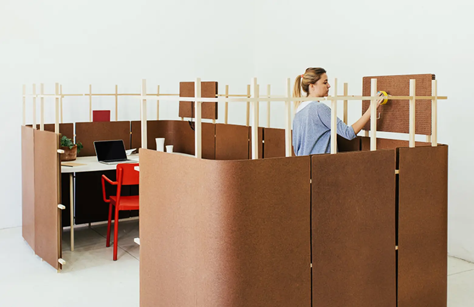 Chilean Design Firm Makes Beautiful Room Dividers From Sustainable Pine Fibers