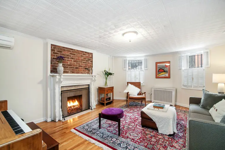 This Cobble Hill Garden Apartment Comes Smelling of Freshly-Baked Cookies