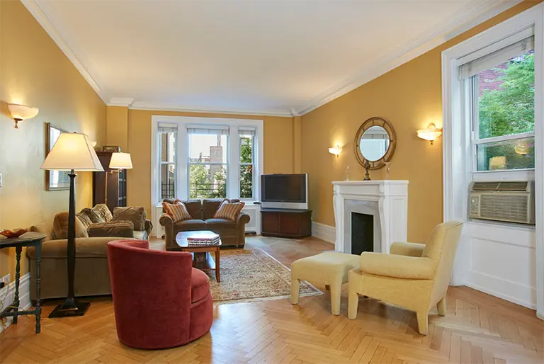 Actress and Comedian Ellie Kemper Buys $2.8M Classic Upper West Side Co-op