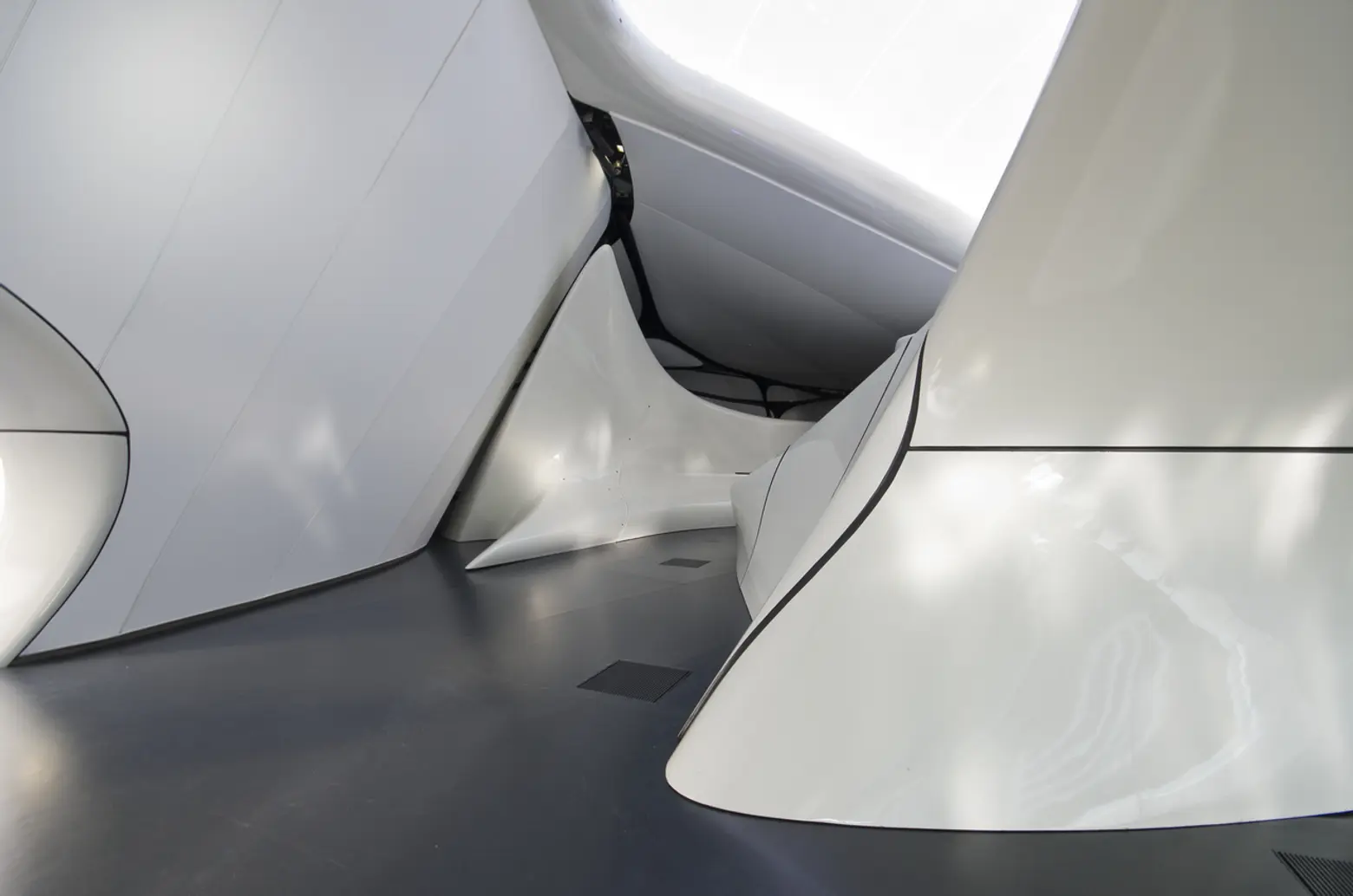 Chanel Mobile Art Pavilion, Zaha Hadid, public art projects, starchitecture