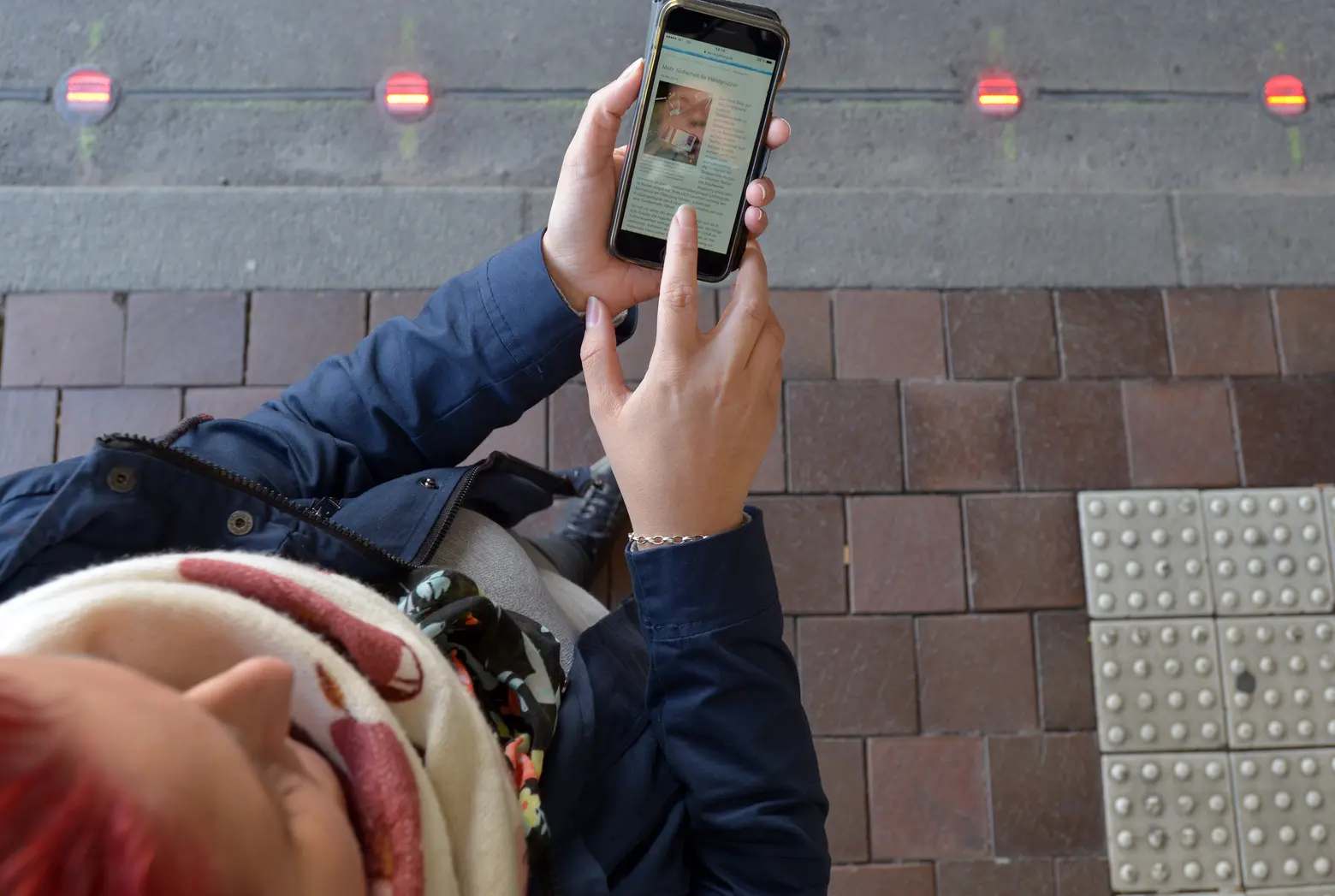 Don’t Look Up: Would Traffic Signals in the Pavement Protect NYC Phone Gazers?