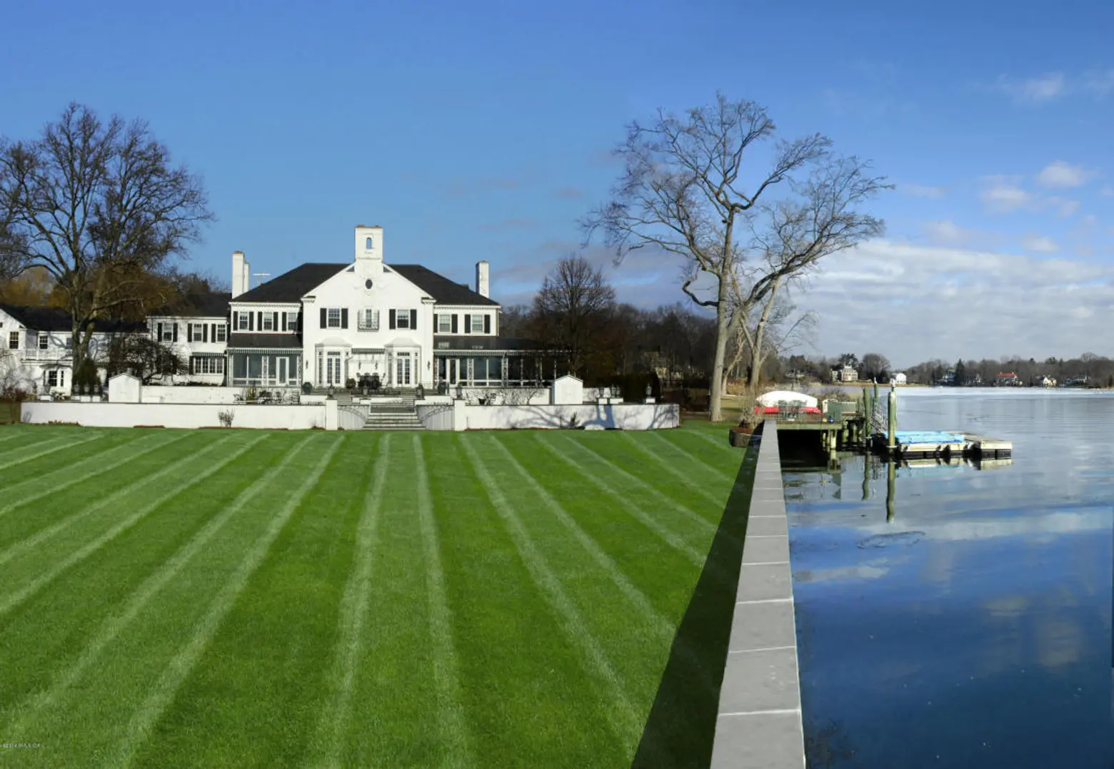 21 Vista Drive, Greenwich Connecticut mansion, Donald Trump mansion, Ivana Trump