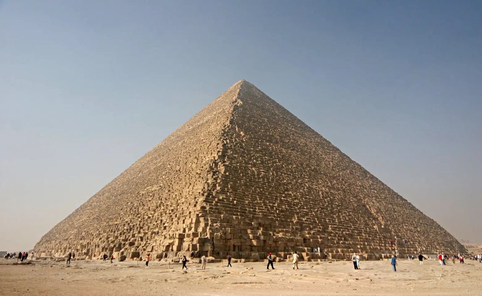 Great Pyramid of Giza Is Asymmetrical; Apple Will Now ‘Emojifi’ Your Texts