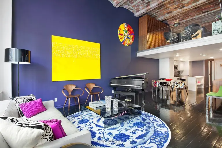 $1M Murray Hill Co-op Features 15-Foot Barrel Ceiling With Terracotta Tiles