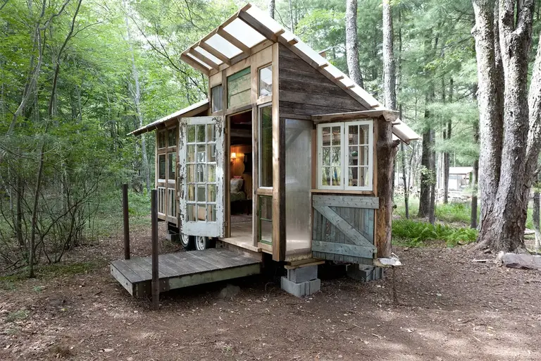 127-Square-Foot Tiny House in the Catskills Fits Three for $125/Night