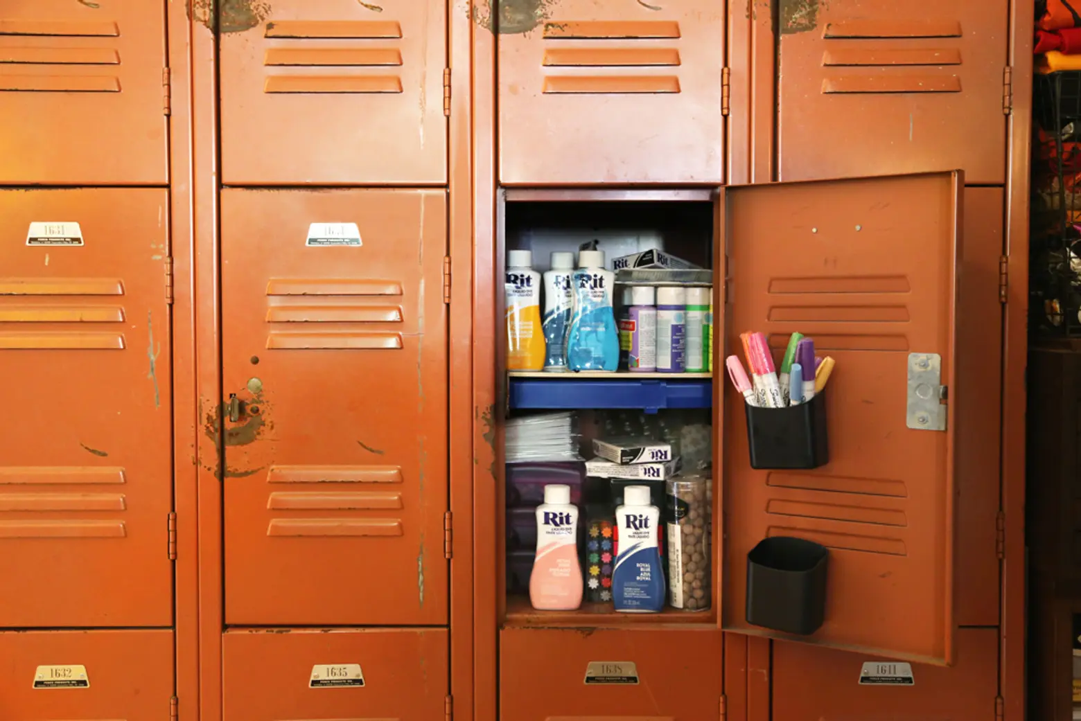 Courtney-Dawley-orange-lockers