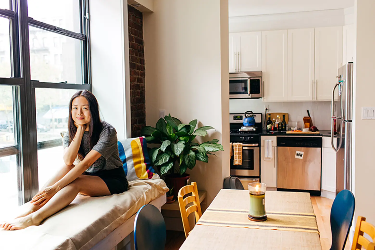 My sqft: A British Expat and Aspiring Food Vlogger Makes a Home in Hamilton Heights
