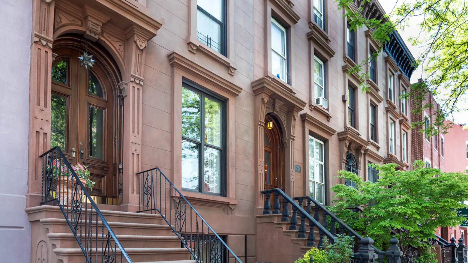 What You Need to Know When Buying a Townhouse in New York City