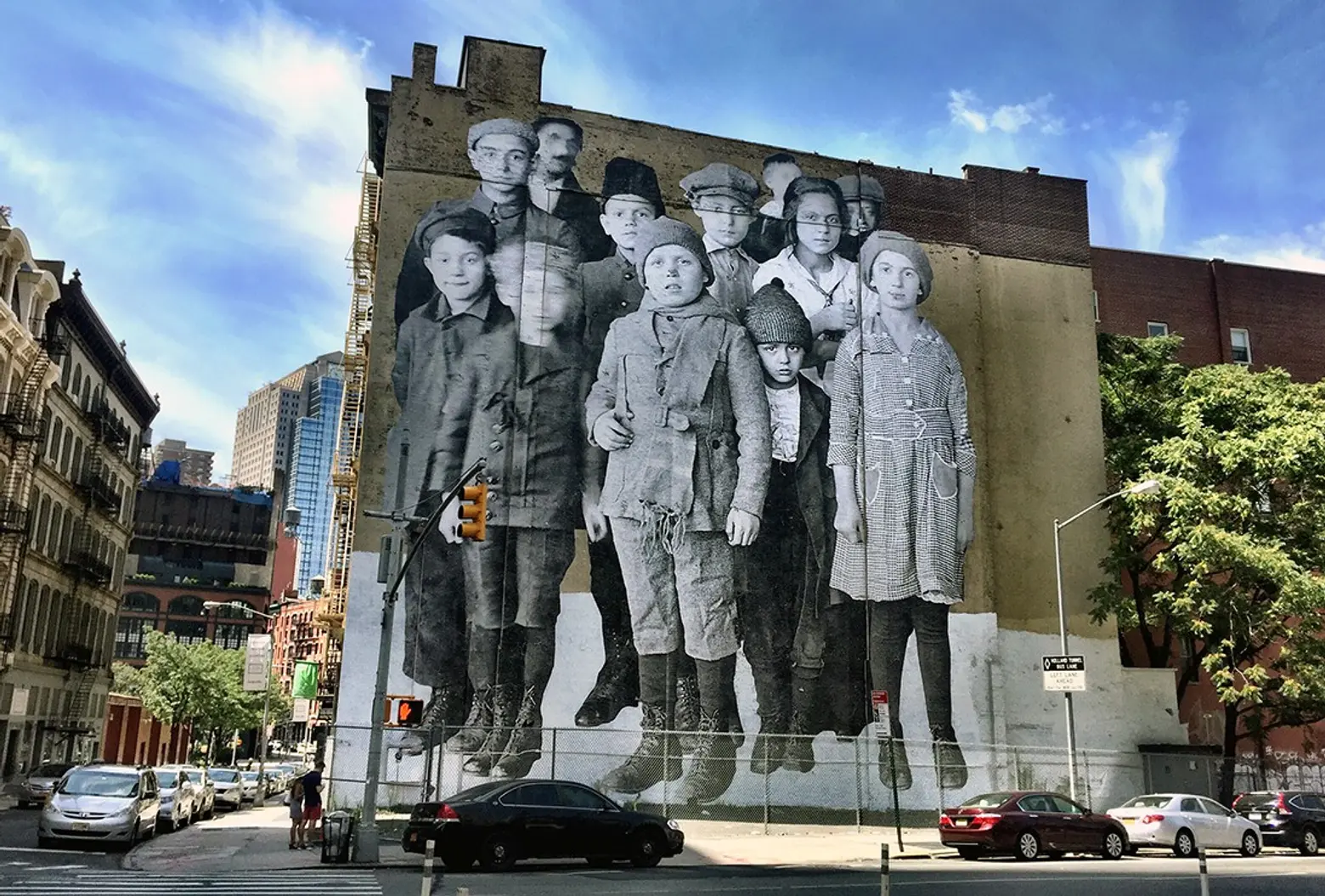 Tribeca Mural Is a Tribute to Ellis Island; New Yorkers Meet Wi-Fi Kiosks With Mixed Reviews