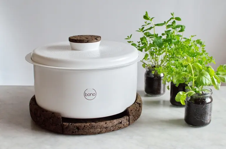 Bono: A stylish aluminum composter perfectly sized for your countertop
