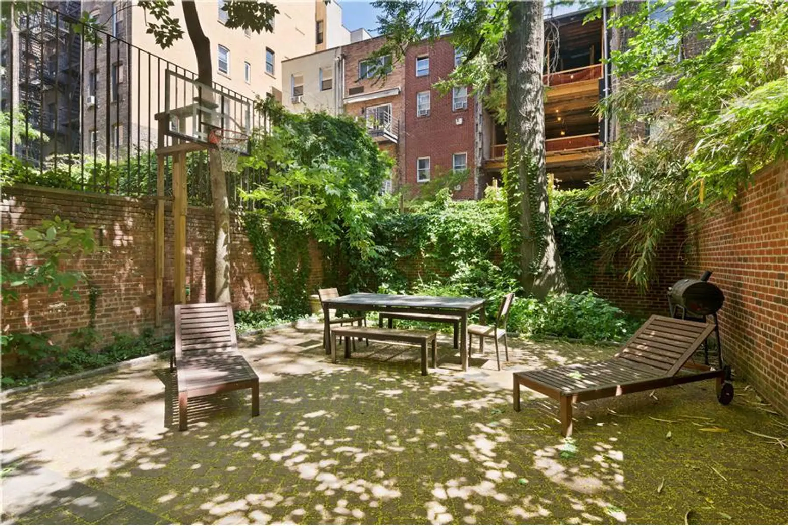 215 East 12th Street, cool listings, East Village, townhouse, kate spade, Pamela Bell, historic homes, townhouse