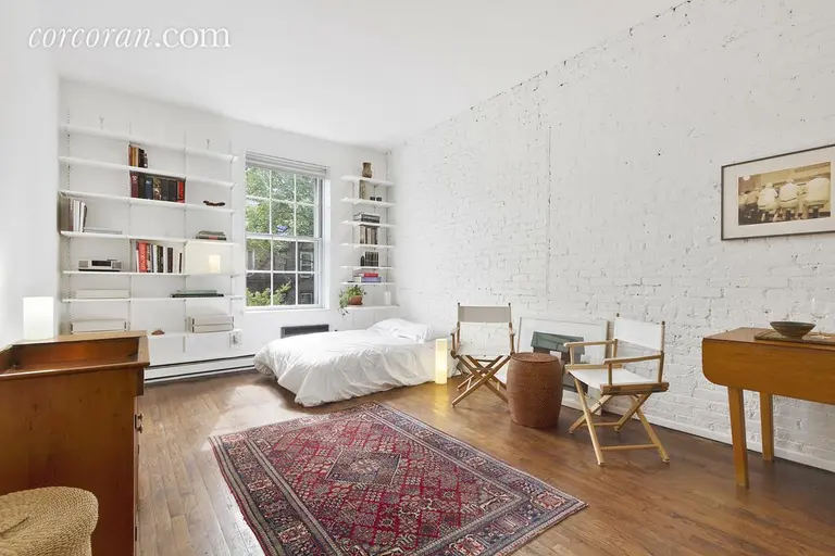 It may be small, but this $445K Chelsea studio is cute as a button and a block from the High Line