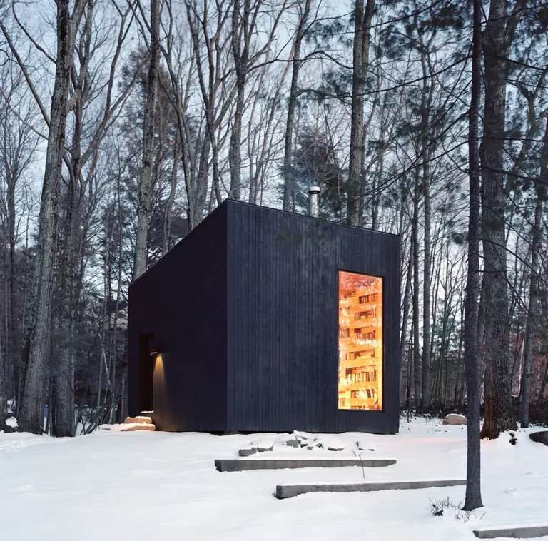 Minimalist guest house by Studio Padron keeps upstate New York enlightened in style