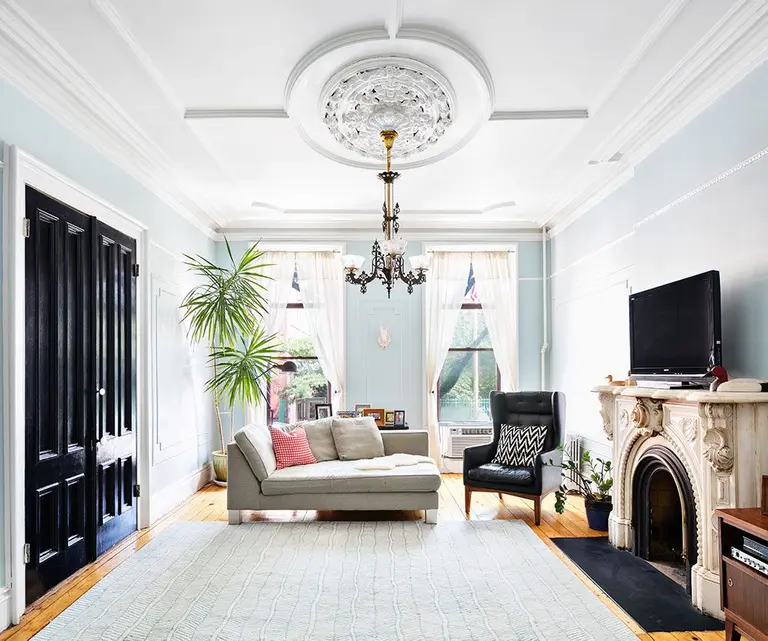 $4.2M Carroll Gardens townhouse is pretty as can be