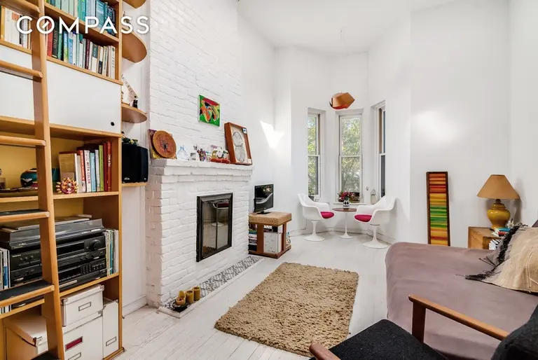 $629K apartment in Park Slope packs charm into a cozy space