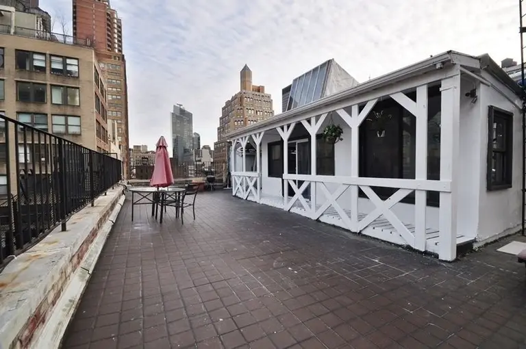 Live in one of Manhattan’s rare rooftop cabins for $4,200 a month
