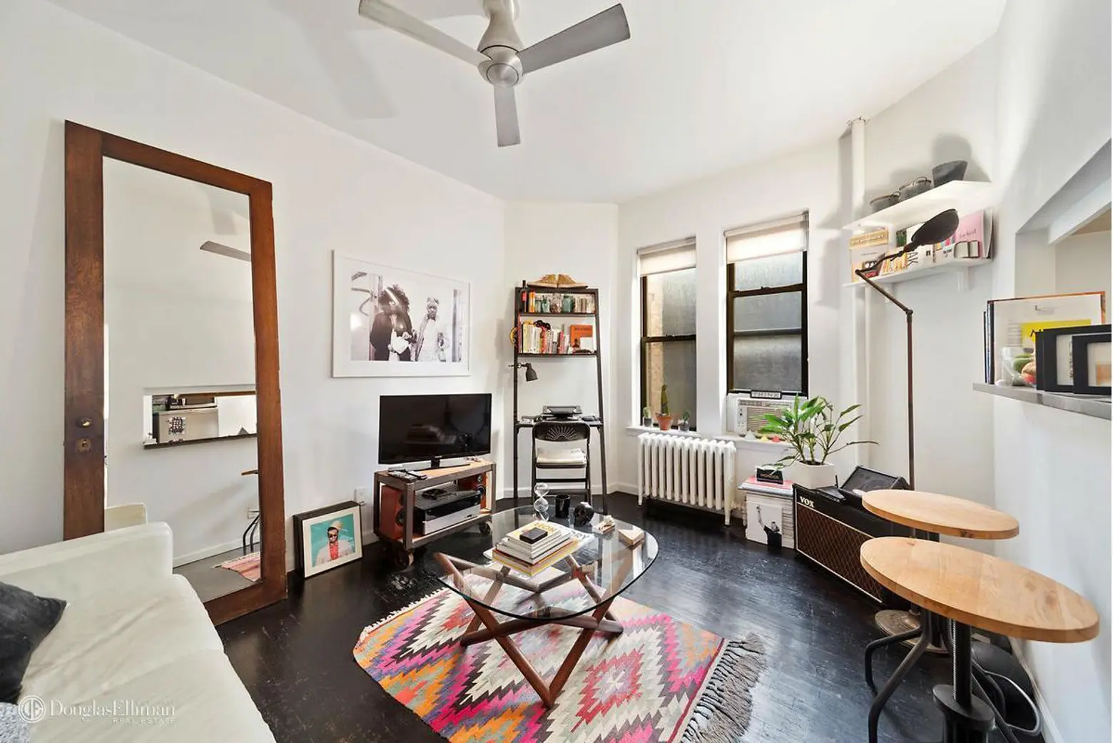 This darling prewar apartment asks $535K in the East Village