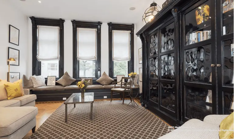 Lovely prewar duplex in Carnegie Hill is up for both rent and sale