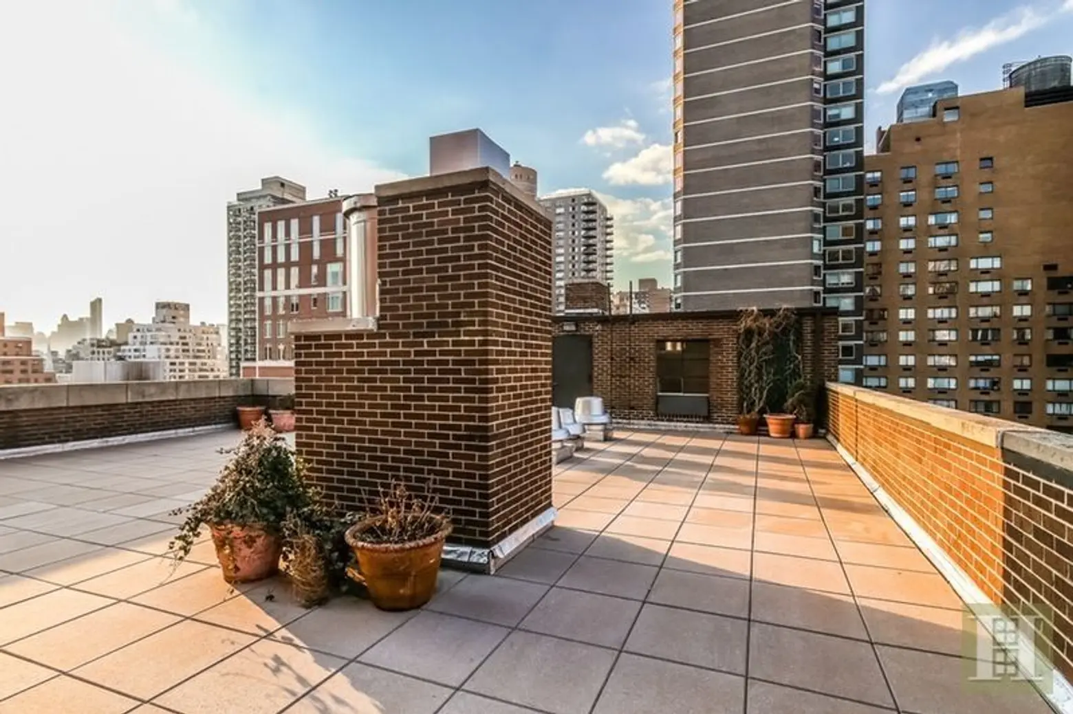225 East 86th Street, Cool listings, Upper East Side, Yorkville, triplexes, lofts, interiors, rustic, country cottage in the city