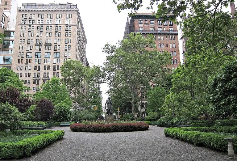 Gramercy Park will open to the public for one hour on Christmas Eve