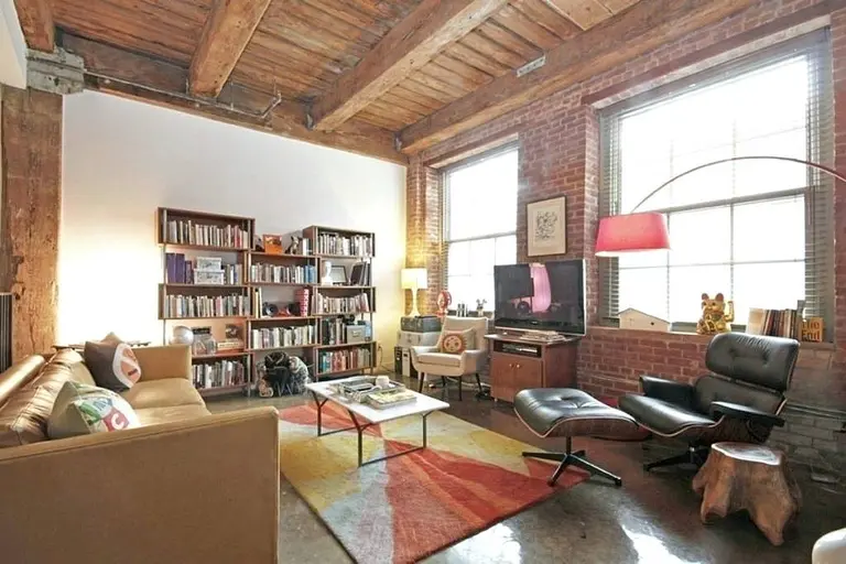 Massive Greenpoint loft with beamed ceilings wants $4,750/month