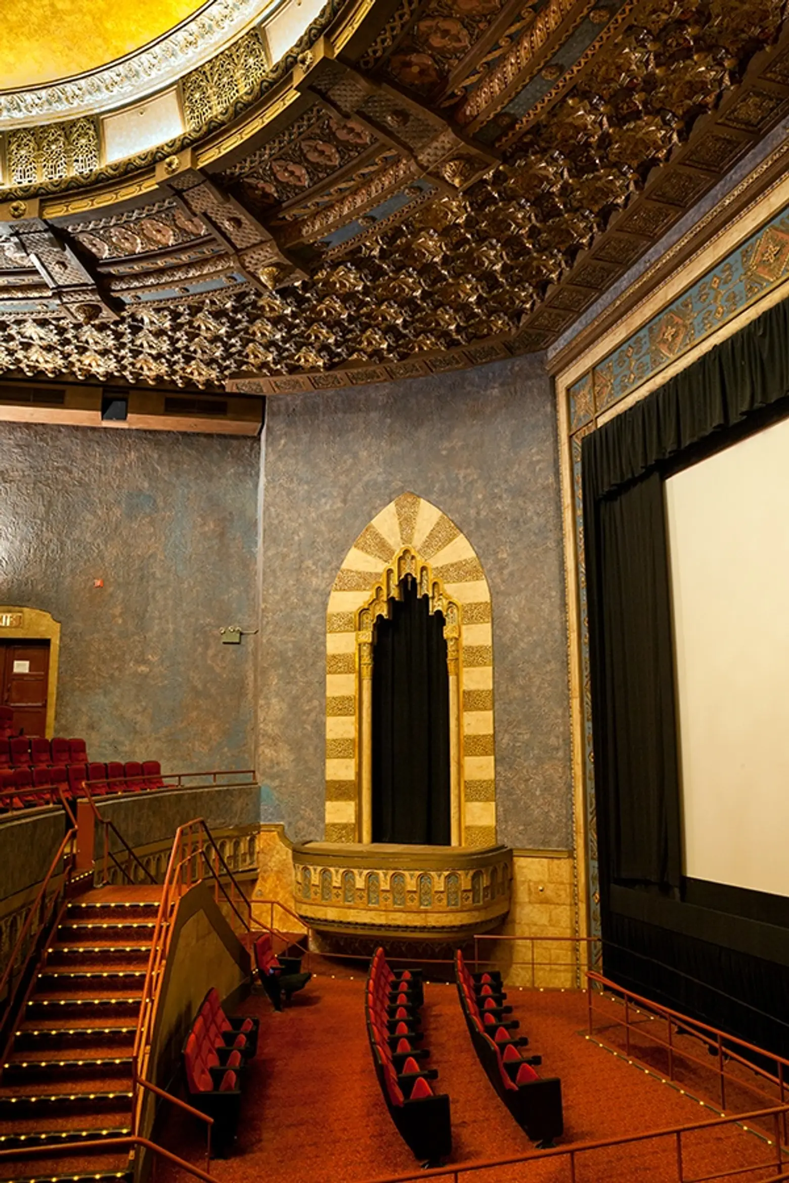 Village East Cinema, Yiddish Rialto, Louis N. Jaffe Theater