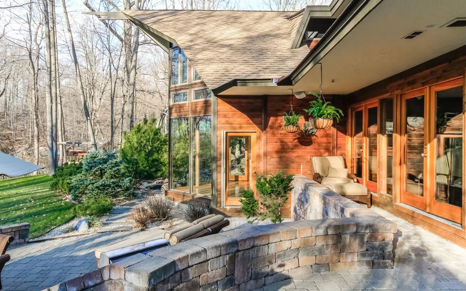 543 Scarborough Road, cool listings, briarcliff, westchester, ossining, midcentury modern, modern house, frank lloyd wright, outdoor spaces, waterfall