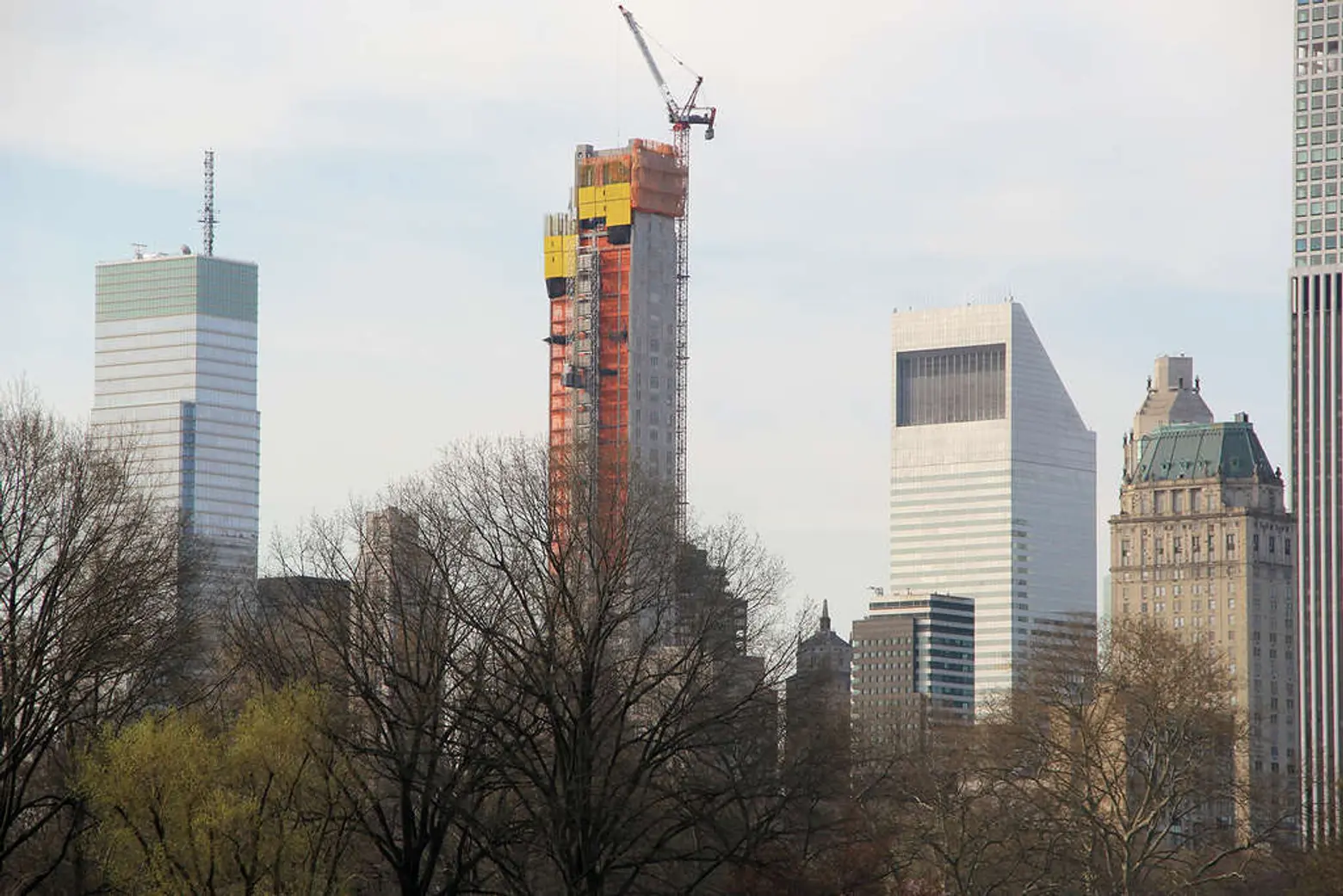 Robert A.M. Stern’s 520 Park Avenue, Upper East Side’s tallest building, hits pinnacle height