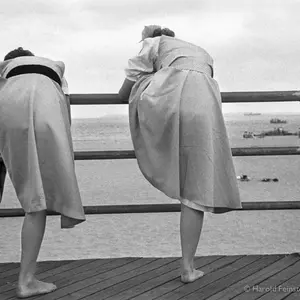 Harold Feinstein, Degas' Coney Island, 1949