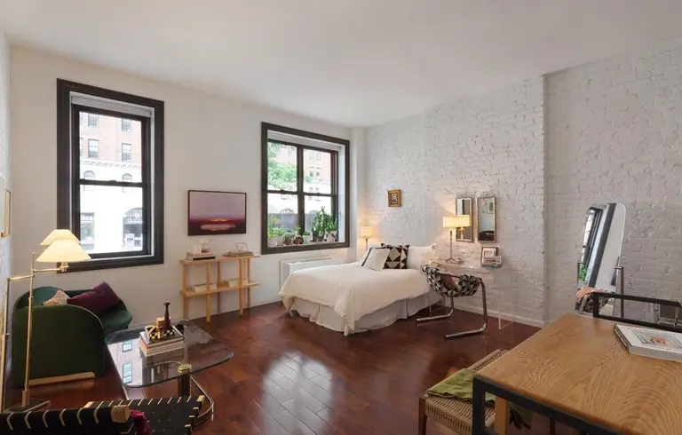 Form meets function at this cute $2,850/month Chelsea studio