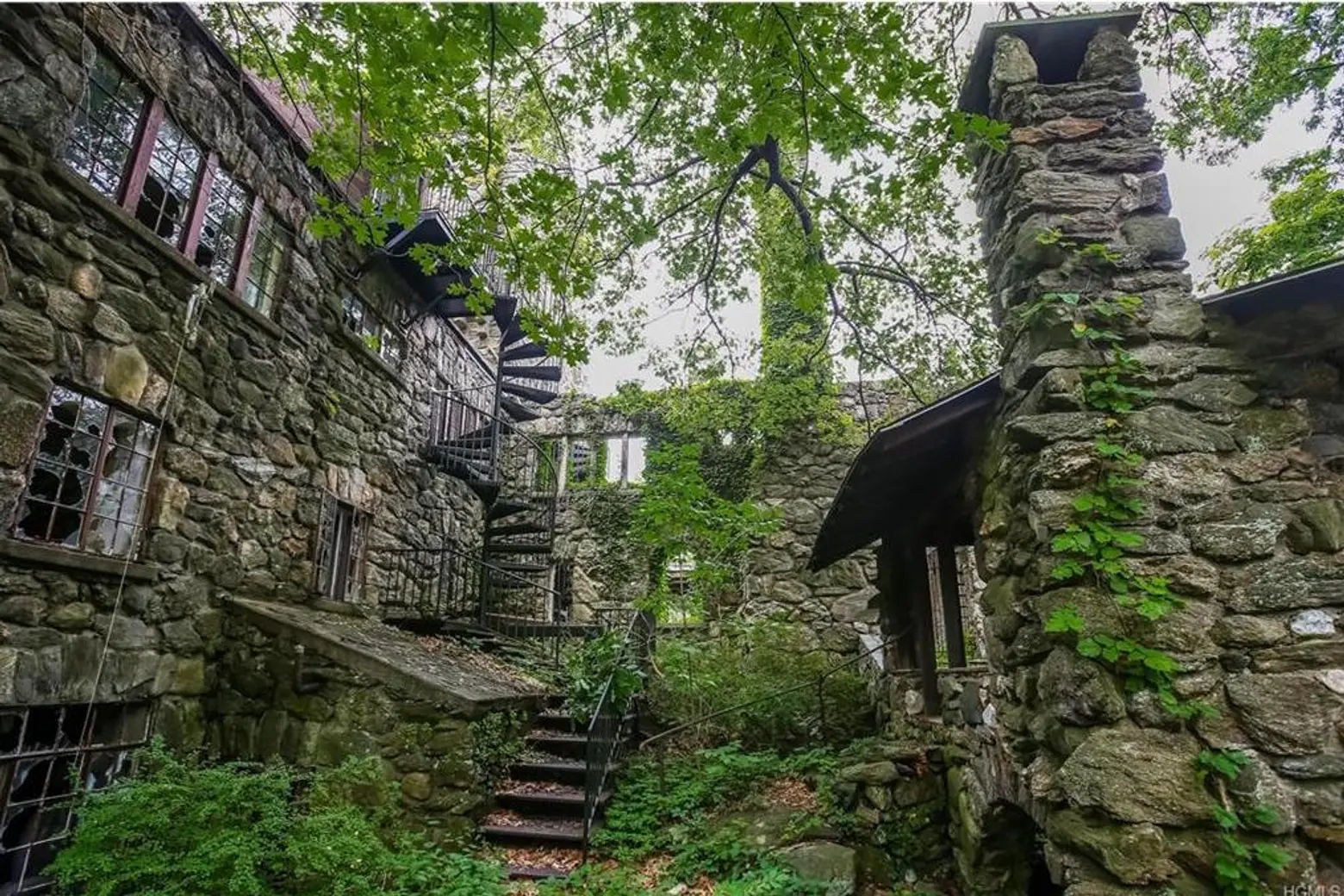 Crumbling castle in Westchester County with a storied past seeks $3.7M