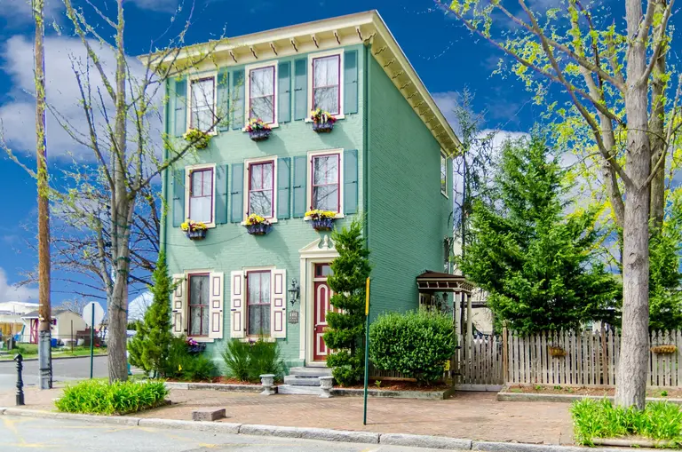 For less than $300K, own a huge Italianate home in what may be New Jersey’s next hot spot