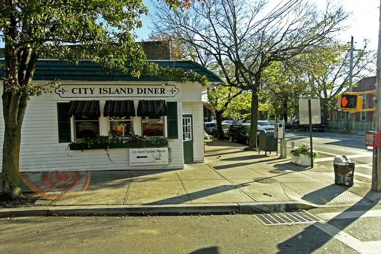 Take a free tour of City Island, Bronx with the ‘land ferry’